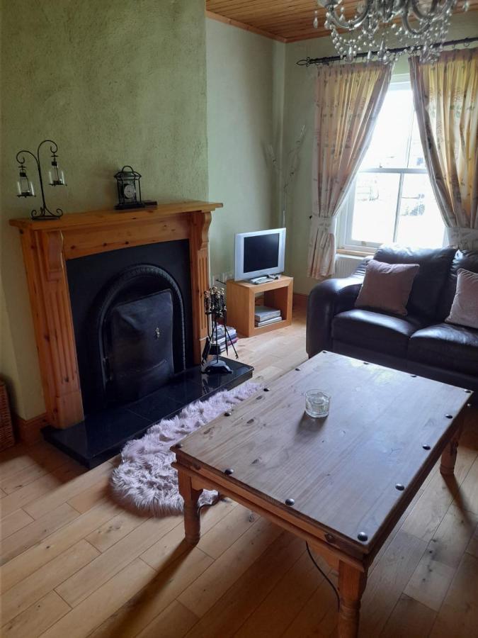 Katy Kellys Countryside Self Catering Cottage 罗斯康芒 外观 照片